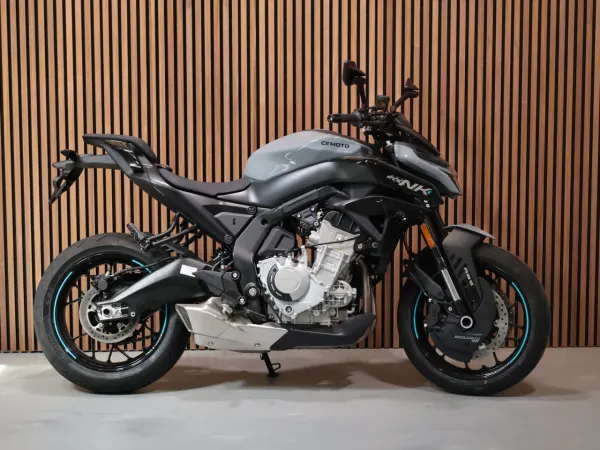 2025 Cfmoto 675 NK - € 7.999 (1/1)