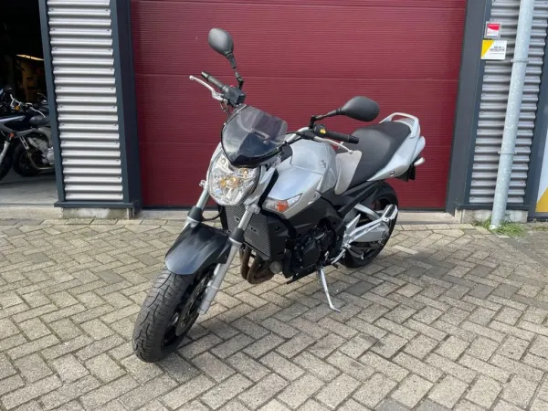 2007 Suzuki GSR 600 - € 3.650 (1/1)