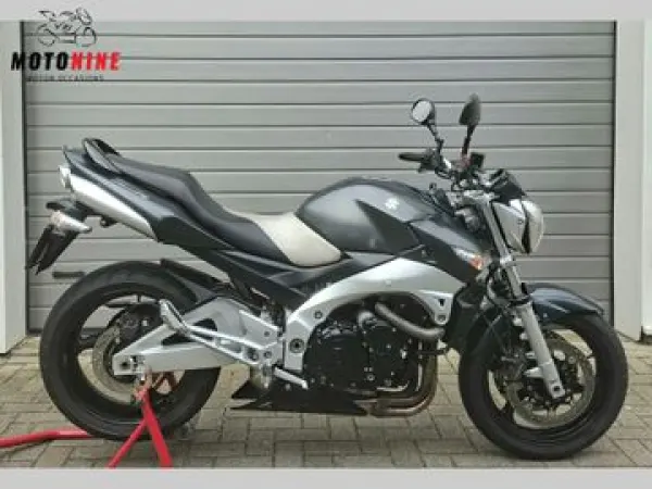 2006 Suzuki GSR 600 - €3,750 (1/1)