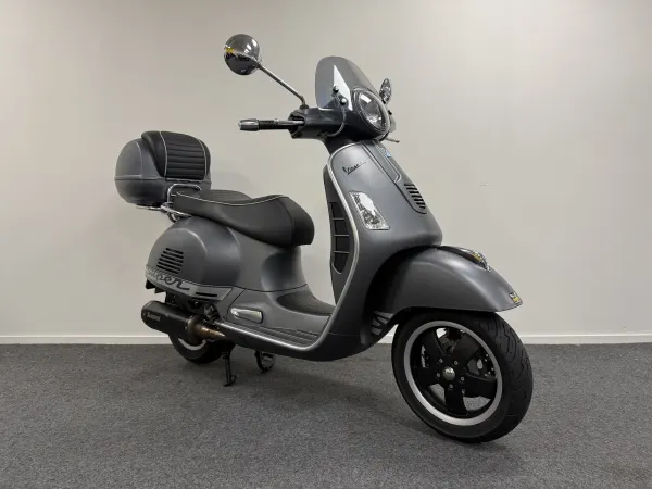 2010 Vespa GTS 300 Super Sport - € 3.899 (1/1)