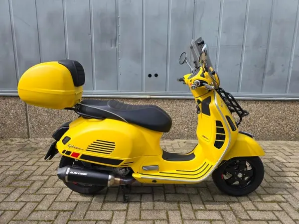 2018 Vespa gts 300 2018 - € 5.250 (1/1)