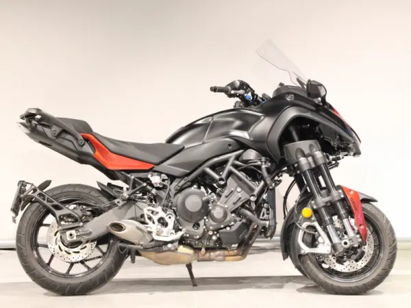 2020 Yamaha Niken GT - € 9.690 (1/1)