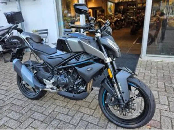 2026 Cfmoto 450 NK - €6,299 (1/1)