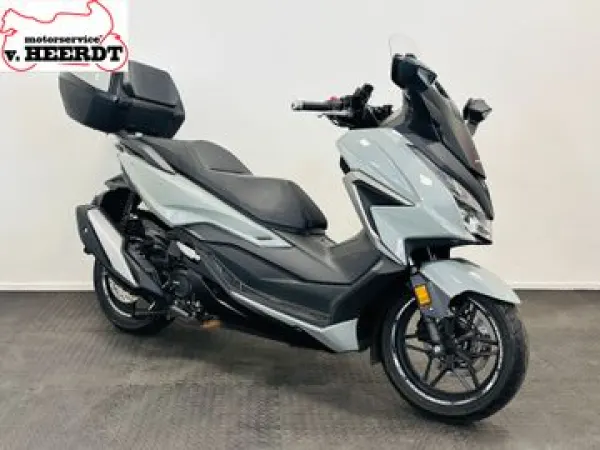 2022 Honda Forza 350 - €6,350 (1/1)