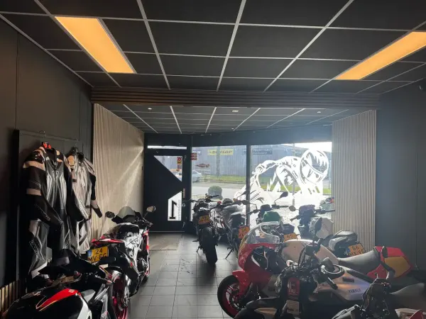 2020 Suzuki V-Strom 1050 - € 10.990 (1/1)