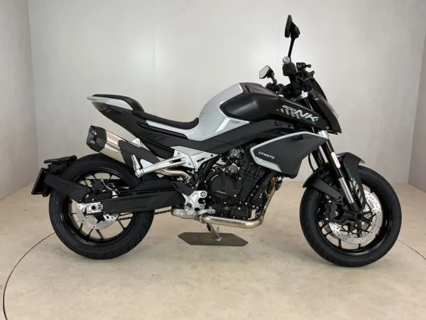 2026 Cfmoto 800 NK Advanced TC - € 9.299 (1/1)