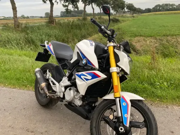 2017 BMW G 310 R - € 3.300 (1/1)