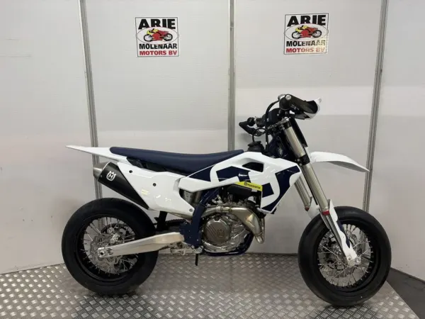 2026 Husqvarna FS 450 - € 10.990 (1/1)