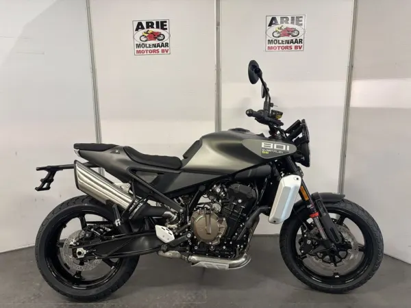 2026 Husqvarna Svartpilen 801 - € 10.499 (1/1)