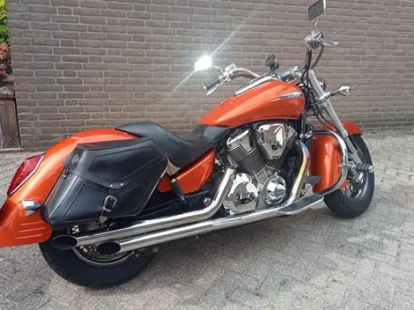 2002 Honda VTX 1800 - €6,000 (1/1)