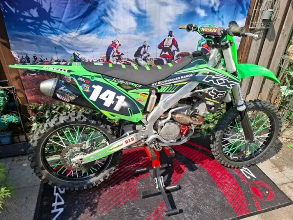 Bouwjaar onbekend Kawasaki KX250F (2017)met Vele Opties erop.2017 - € 3.650 · Bieden (1/1)