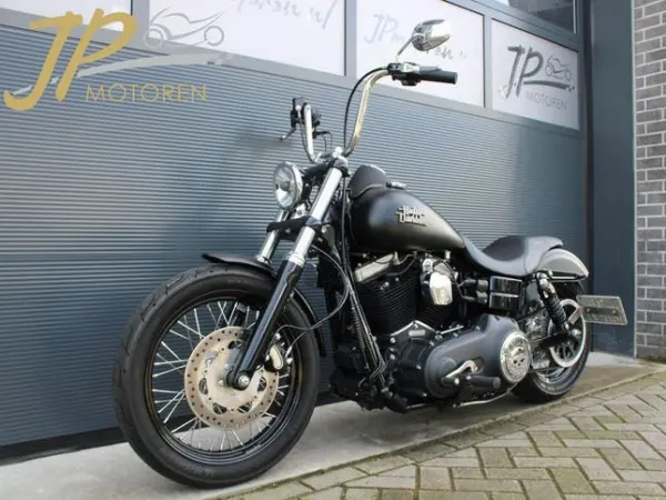 2017 Harley-Davidson Street Bob 103 Fxdbp (2017)*Org.NL*Veel Extr - Gereserveerd (1/1)