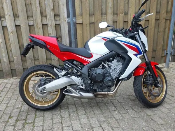 2015 Honda CB 650 F Tricolore – 2015 – Zeer Nette Staat - €5,500 · Bidding (1/1)