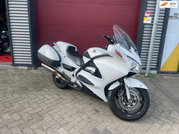 2003 Honda ST 1300 - €2,450 (1/1)