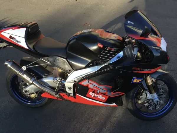 2001 Aprilia RSV Mille - € 6.500 (1/1)