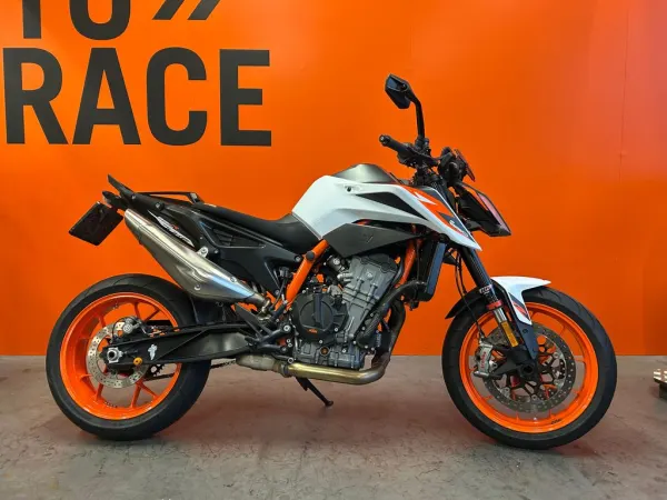 2021 KTM 890 Duke R - € 8.750 · Bieden (1/1)