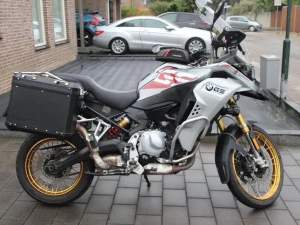 2020 BMW F 850 GS Adventure (35KW, A2 rijbewijs) - € 8.000 · Bieden (1/1)