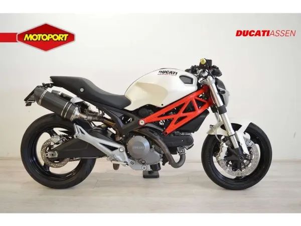 2009 Ducati Monster 696 - €5,290 (1/1)