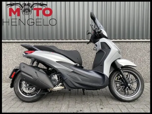 2022 Piaggio Beverly 400 - € 5.790 (1/1)