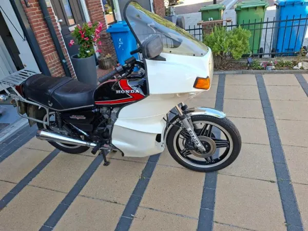 Year unknown Honda CX 500 - €2,250 · Bidding (1/1)