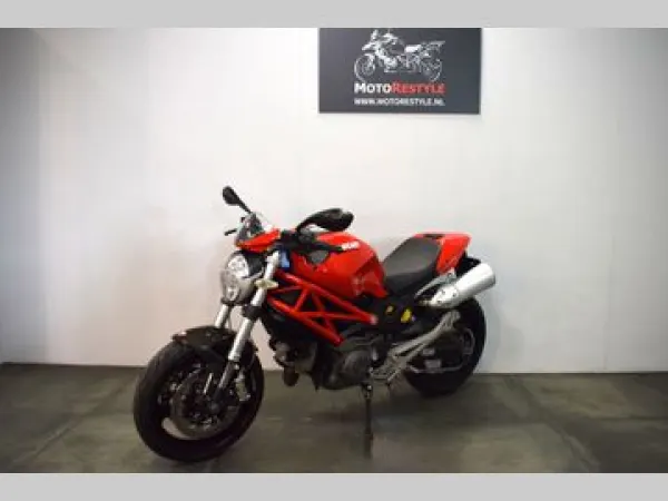 2008 Ducati Monster 696 - € 3.650 (1/1)