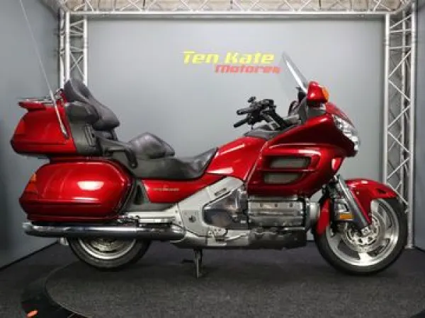2004 Honda GL 1800 Goldwing - € 9.940 (1/1)