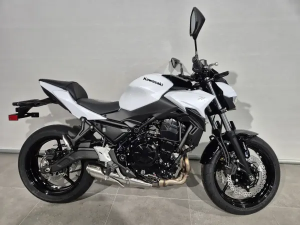 2026 Kawasaki Z 650 - € 8.099 (1/1)