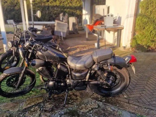 1989 Yamaha XV 535 Bobber Zwart 1989 - €999 (1/1)