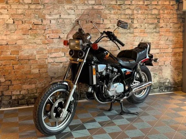 1987 Honda VF 750 - € 3.000 (1/1)