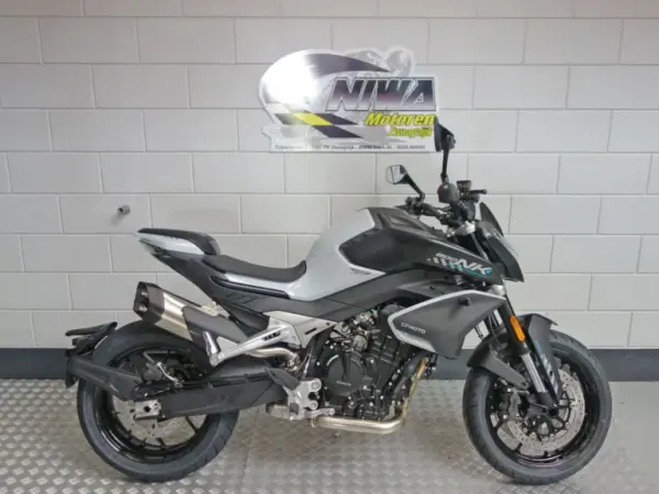 2025 Cfmoto 800 NK - € 8.499 (1/1)