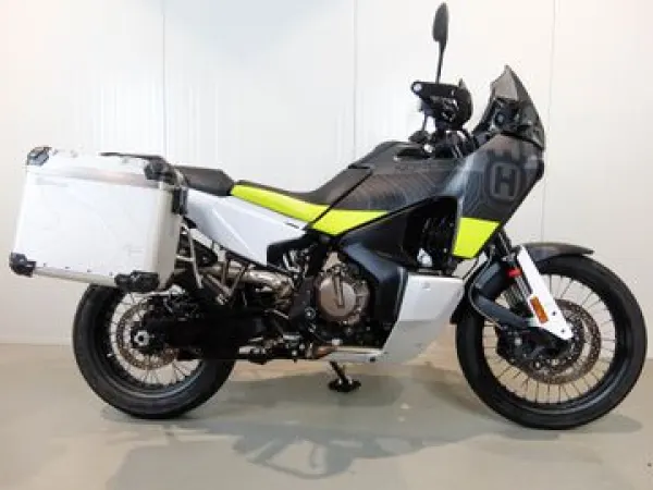 2022 Husqvarna Norden 901 - €12,990 (1/1)