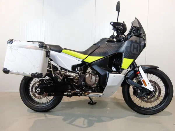 2022 Husqvarna Norden 901 - €12,990 (1/1)