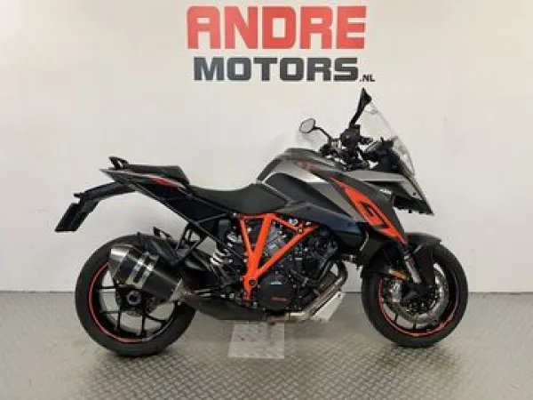 2016 KTM 1290 Super Duke GT - € 8.990 (1/1)