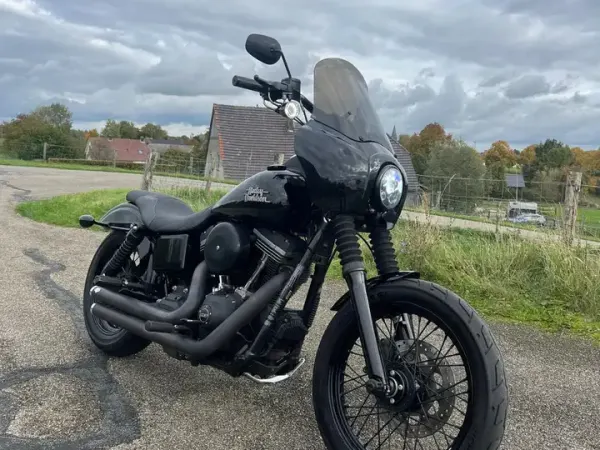 2017 Harley-Davidson Dyna Street Bob - €14,500 (1/1)