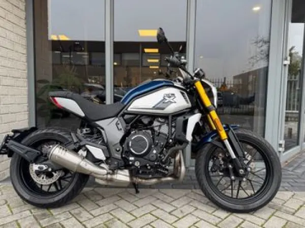 2023 Cfmoto 700 CL-X Heritage - € 5.249 (1/1)