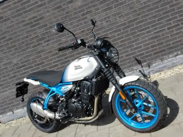 2026 Royal Enfield Guerrilla 450 - € 6.999 (1/1)