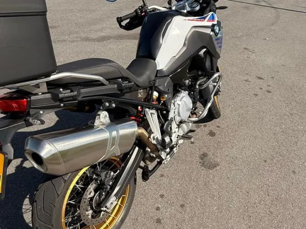 2018 BMW F 850GS-5475 km-ABS-LED-Traction Control - €11,999 · Bidding (1/1)