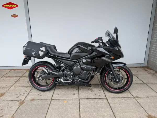 2014 Yamaha XJ 6 - €5,490 (1/1)