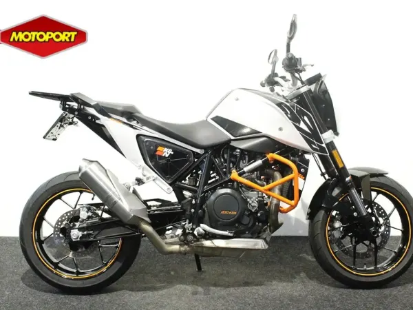 2016 KTM 690 Duke - € 5.745 (1/1)