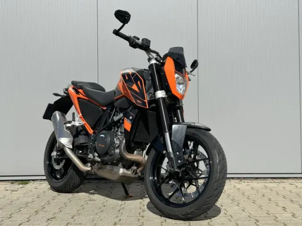 2017 KTM 690 Duke - € 5.190 (1/1)