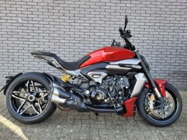 2025 Ducati Diavel - €28,500 (1/1)