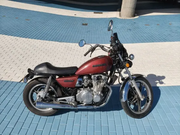 1982 Suzuki GS 550 - € 1.650 (1/1)