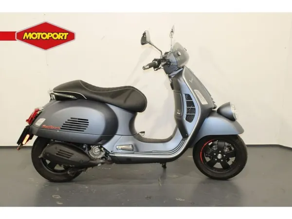 2020 Vespa SEI Giorni 300 - € 5.850 (1/1)