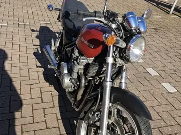 1998 Kawasaki Zephyr 550 - € 1.475 (1/1)