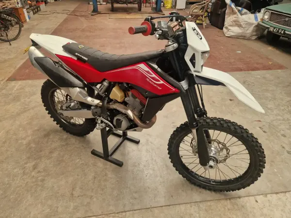 2005 Husqvarna 701 Enduro - € 3.600 (1/1)