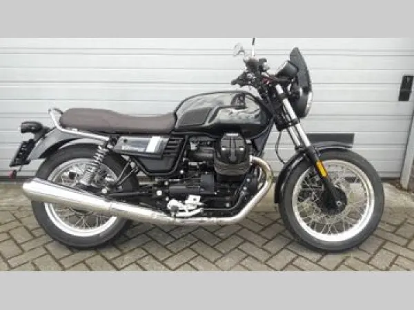 2020 Moto Guzzi V 7 III Special - € 7.489 (1/1)