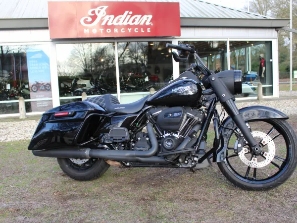 2017 Harley-Davidson Road King Flhr - € 17.950 (1/1)