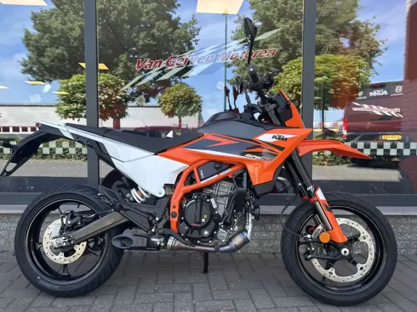 2025 KTM  - €6,590 (1/1)