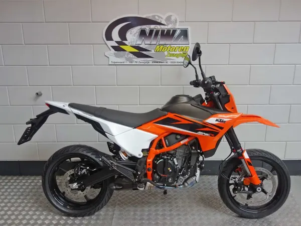 2025 KTM  - € 6.590 (1/1)
