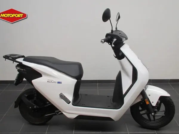 2024 Honda  - €2,590 (1/1)